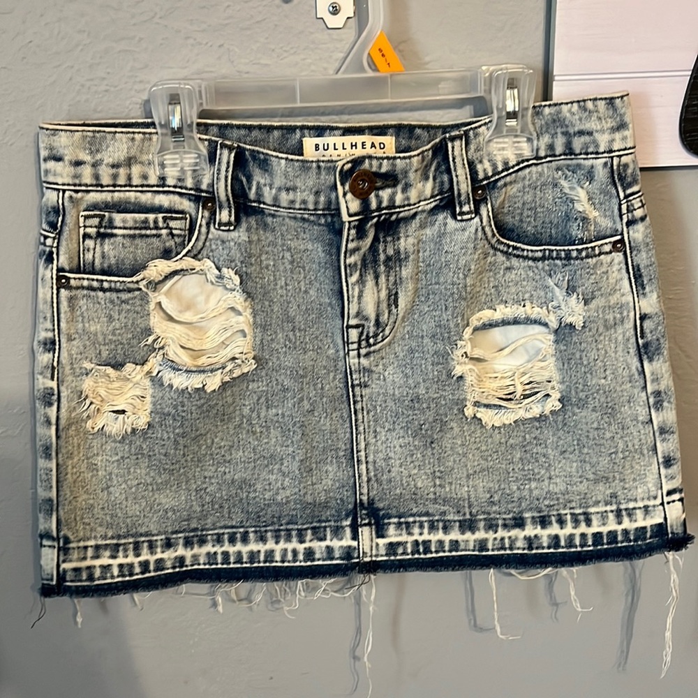 Bullhead denim skirt size 26